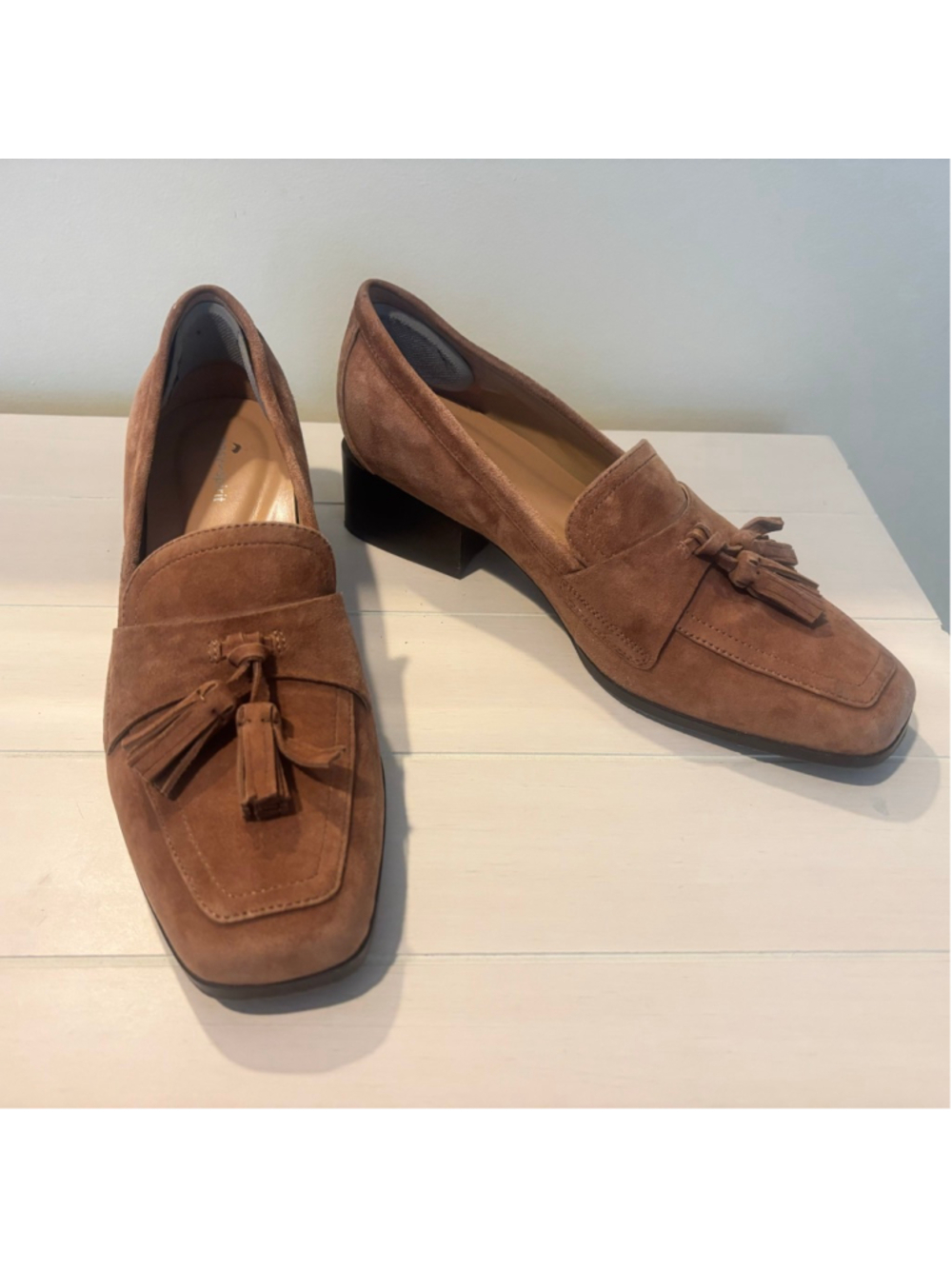 Women's Easy Spirit Brown Suede Tassel Loafers Size 8